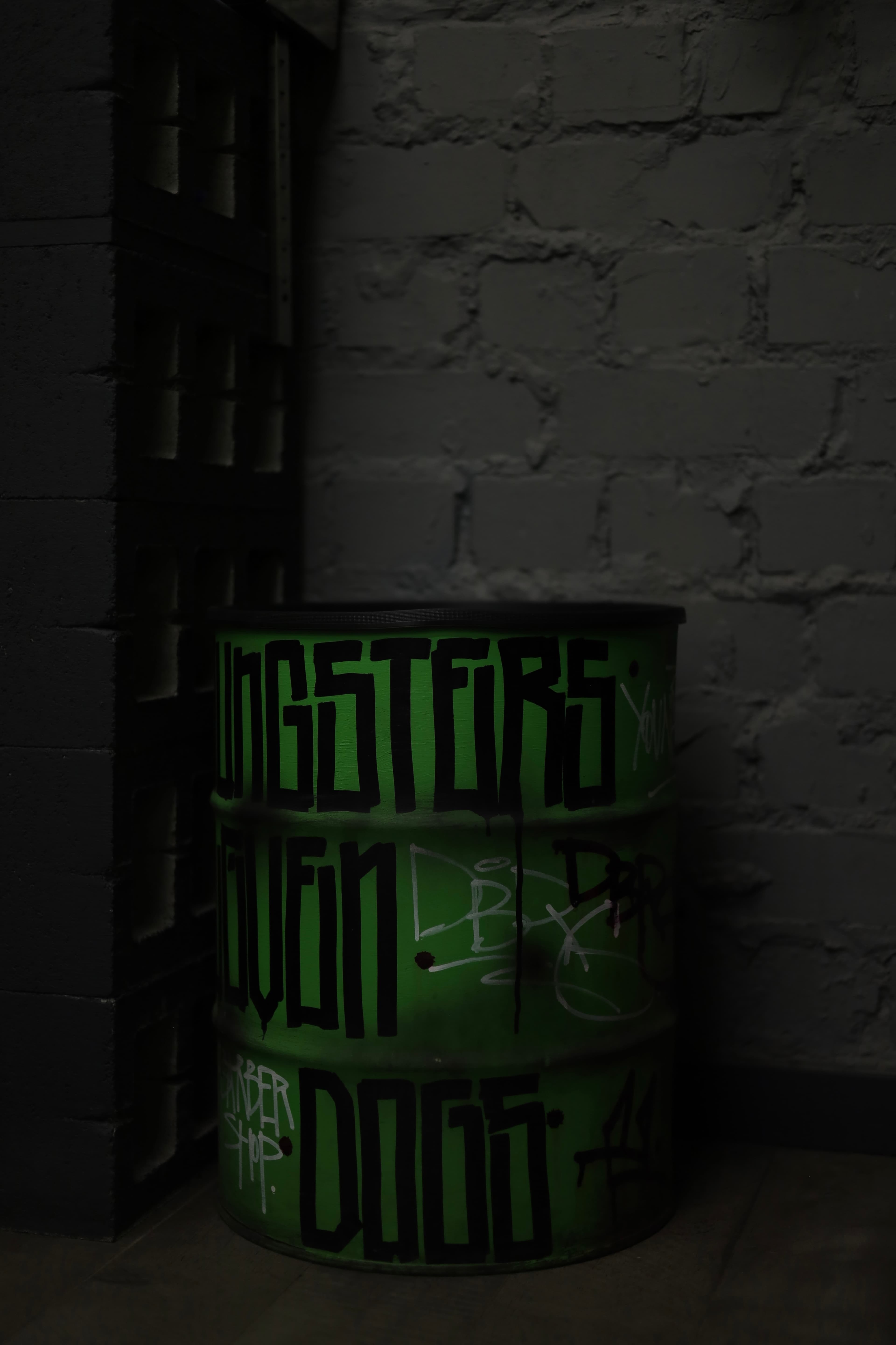 Youngsters - Eleven Dogs | Кременчук Барбершоп